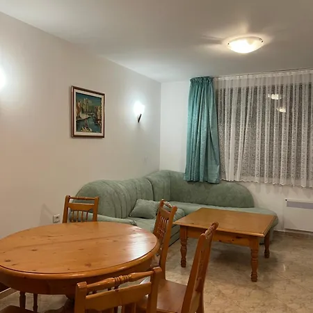 Apartment скиелит 3